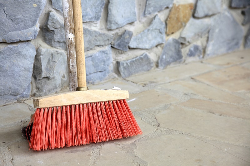 Outdoor broom - Ideal broom for a thorough outdoor cleaning